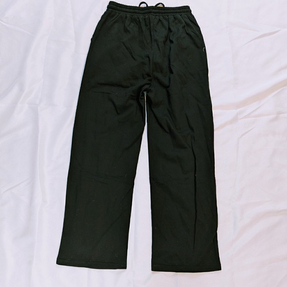 Classic Black Drawstring Sweatpants Size Medium - Picture 3 of 3